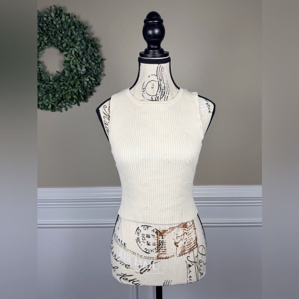 Forever 21 Rib Knit Embroidered Floral Sleeveless Tank Top Beige Medium